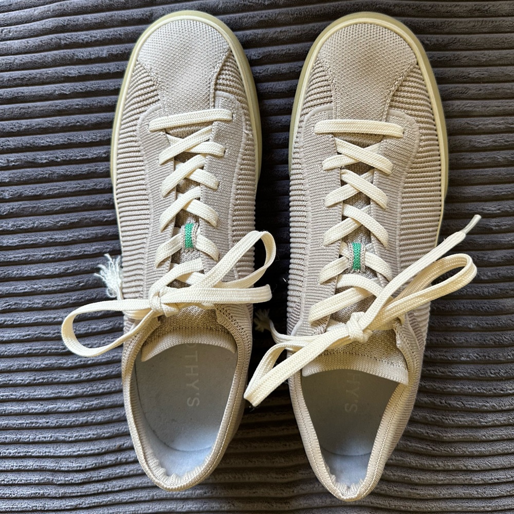 Rothy's lace up sneakers